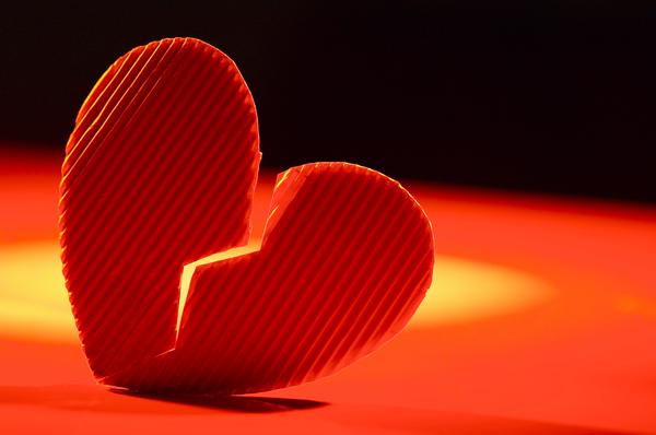 Hechizos para alejar a una mujer de mi esposo