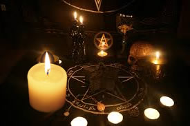 Comment Devenir Sorcière Comment Devenir Sorcière : 8 secrets pour changer votre vie