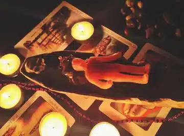 Schwarze Voodoo-Magie