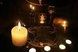 Comment Devenir Sorcière Comment Devenir Sorcière : 8 secrets pour changer votre vie