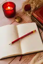 Hechizos de amor con papel y lápiz