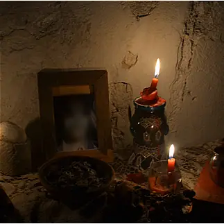 Amira Asmodea gallery image 5